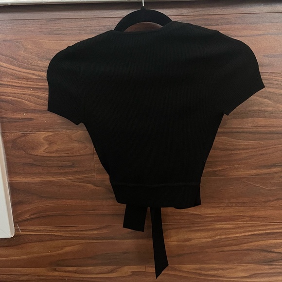 Aritzia Wilfred All Tied Up Sweater Short Sleeve Black Wrap Ribbed Knit XS - Picture 2 of 6